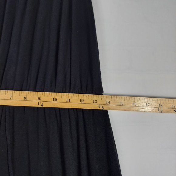 Loveapella - Maxi Dress Size large side slit - Picture 7 of 14